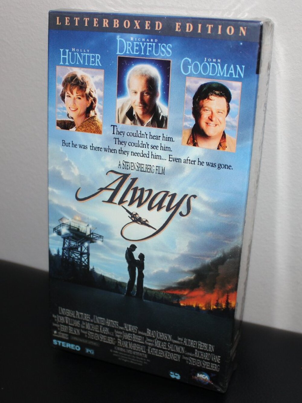 3/$55❤️sealed 1990 Always (1989) VHS Letterboxed Edition MCA Universal Spielberg